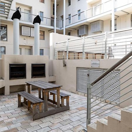Chic City Loft, Table Mountain View, Close To V&A Waterfront, Pool, Parking Cape Town Exterior photo