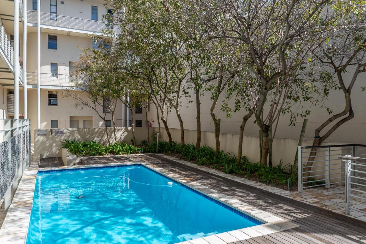 Chic City Loft, Table Mountain View, Close To V&A Waterfront, Pool, Parking Cape Town Exterior photo